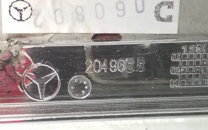 Mercedes-Benz E W211 (2002 - 2009)  3150038 Другая деталь отделки пере́дней дверей