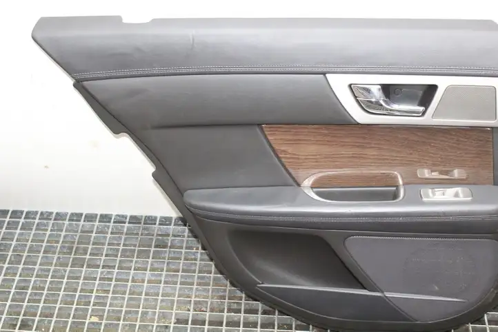 Jaguar XF X250 (2007 - 2015) Обшивка задней двери — фото 4