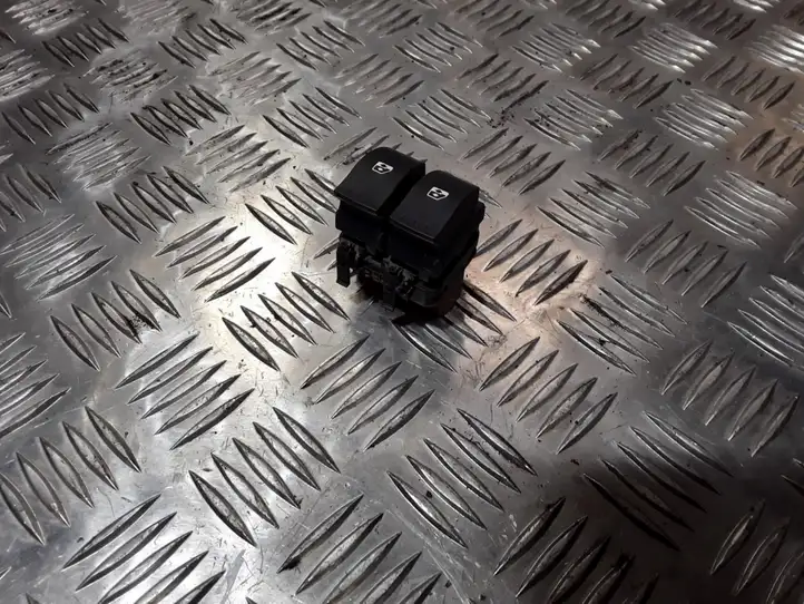 Renault Laguna II (2005 - 2007) 0150850 Кнопка стеклоподъемников — фото 1