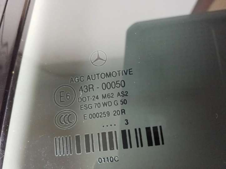 A2076700110 Mercedes-Benz E C207 W207 Galinis šoninis kėbulo stiklas