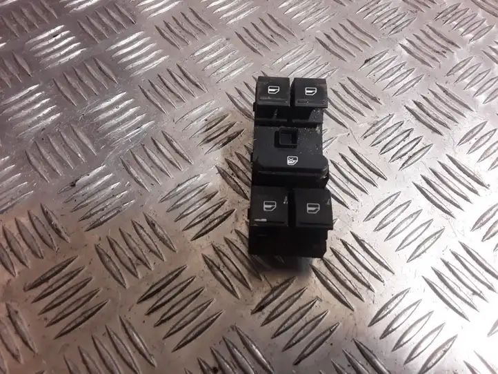 Volkswagen PASSAT B6 (2005 - 2010) 1K04959857A Блок кнопок стеклоподъемников — фото 1