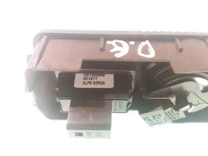 Opel Vectra C (2002 - 2005) 09185959 Блок кнопок стеклоподъемников — фото 3