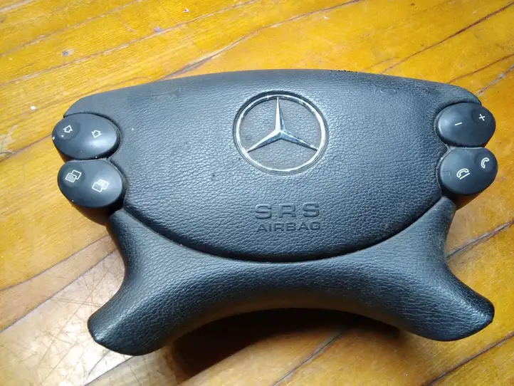 Mercedes-Benz E W211 (2002 - 2009) 2308600032 Подушка безопасности руля — фото 1
