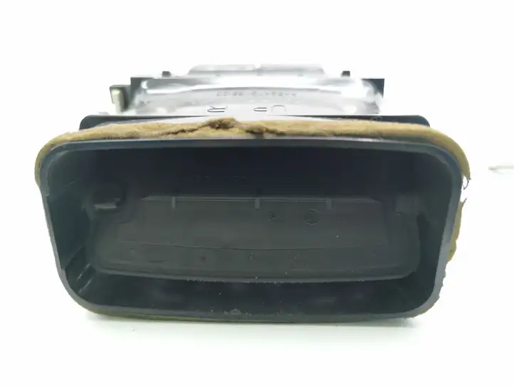 Toyota Avensis T250 (2006 - 2009) TSM5512G Центральный воздушный дефлектор — фото 4
