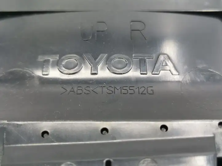 Toyota Avensis T250 (2006 - 2009) TSM5512G Центральный воздушный дефлектор — фото 6