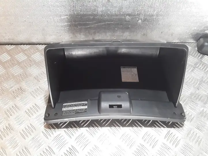 Toyota Corolla E120 E130 (2000 - 2004) 5555102070 Бардачок в сборе — фото 2