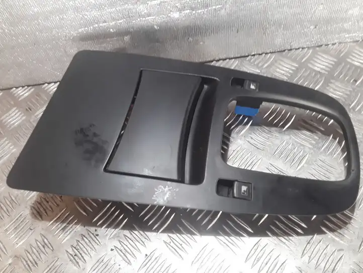 Volkswagen Sharan (2003 - 2010) Пепельница — фото 2