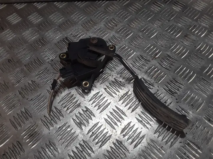 Renault Scenic II - Grand scenic II (2003 - 2006) 8200159647 Педаль акселератора — фото 1
