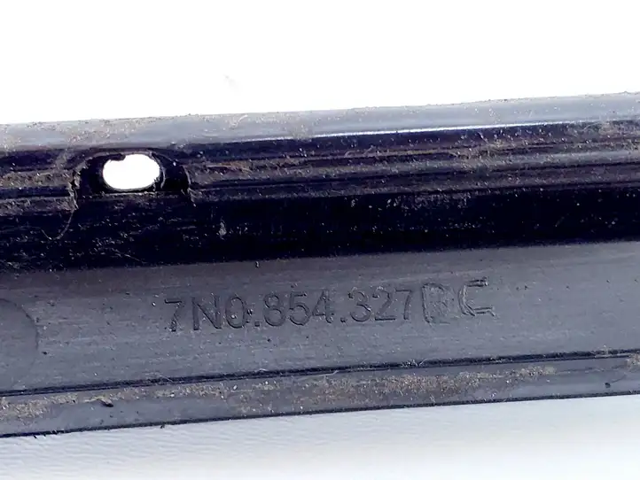 Volkswagen Sharan (2010 - 2015) 7N0854327BC Накладка стоек лобового стекла — фото 4
