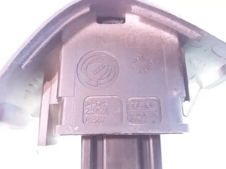 Lancia Lybra (1999 - 2006) 26424A223 Включатель регулировки высоты фонарей — фото 3
