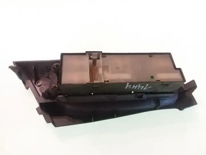 Nissan Almera N16 (2000 - 2010) 80961 Блок кнопок стеклоподъемников — фото 2