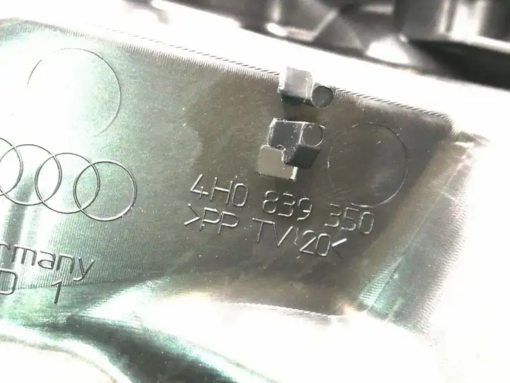 Audi A8 S8 D4 4H (2013 - 2017) 4H0839350 Прочая отделка задней двери — фото 3