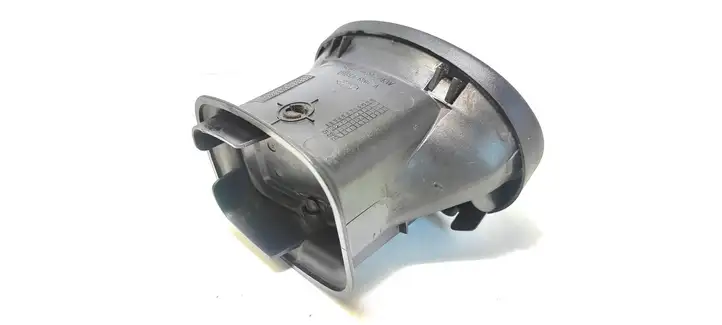 Ford Focus (1998 - 2004) 98AB19893AK Центральный воздушный дефлектор — фото 2