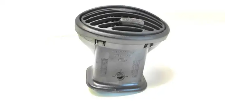 Ford Focus (1998 - 2004) 98AB19893AK Центральный воздушный дефлектор — фото 2