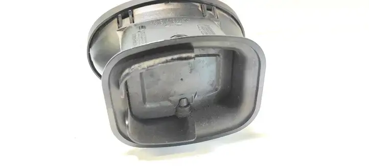 Ford Focus (1998 - 2004) 98AB19893AK Центральный воздушный дефлектор — фото 4
