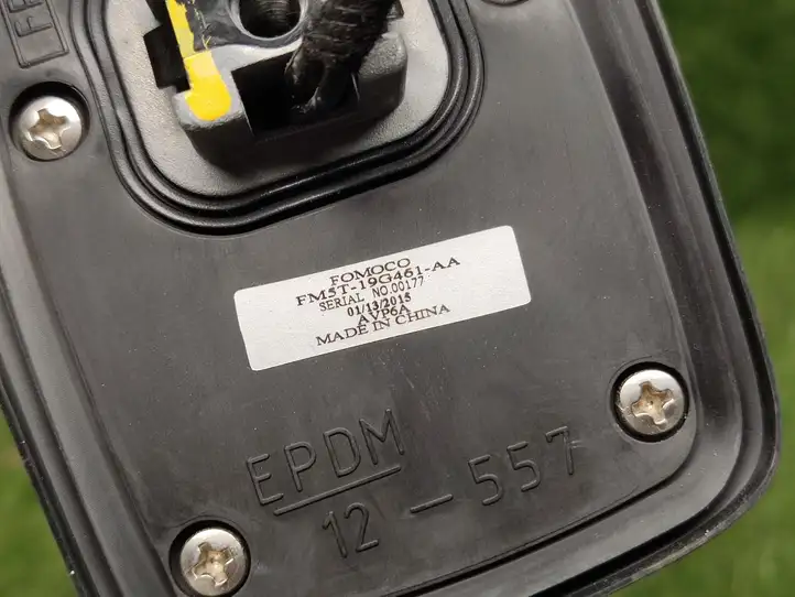 Ford Focus (2011 - 2015) FM5T19G461AA GPS антенна — фото 3
