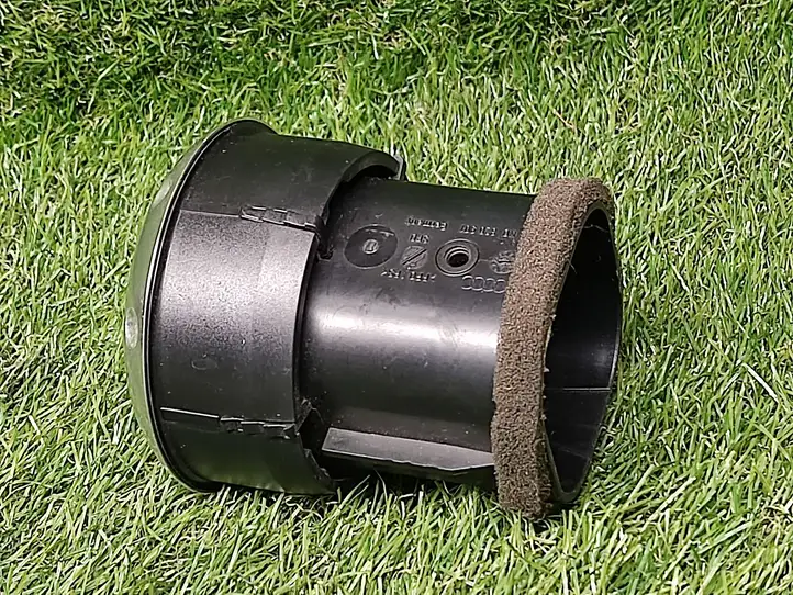 Audi TT Mk1 (1998 - 2003) 8N0820901 Боковой воздушный дефлектор — фото 3