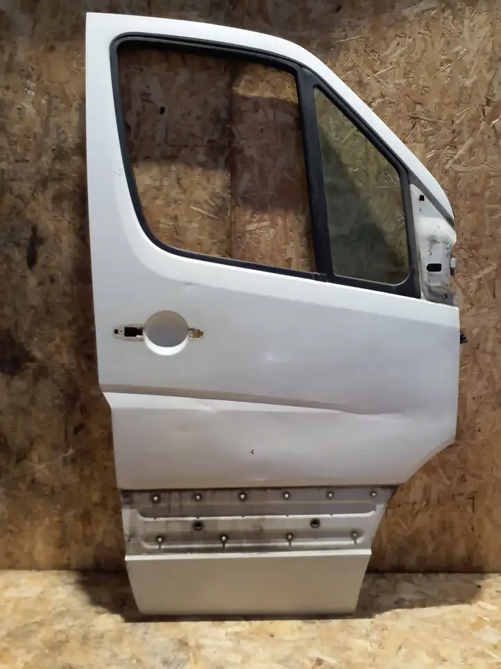 Volkswagen Crafter (2006 - 2016) Дверь — фото 1