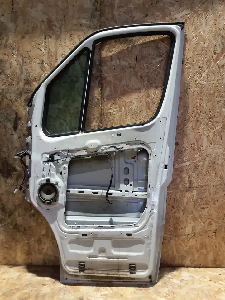 Volkswagen Crafter (2006 - 2016) Дверь — фото 7