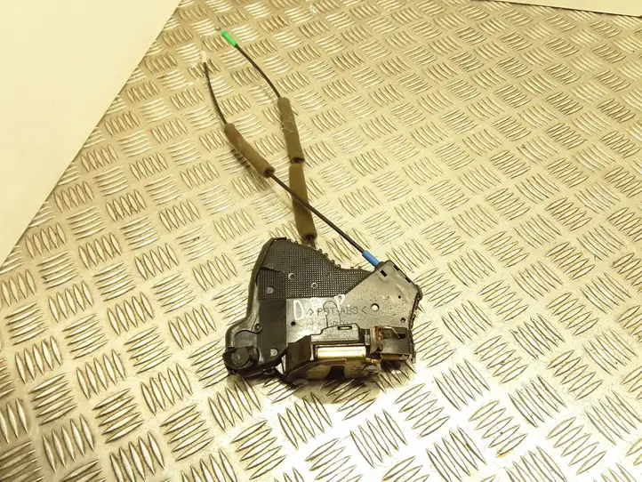 Toyota Corolla Verso E121 (2004 - 2007)   Замок передней двери