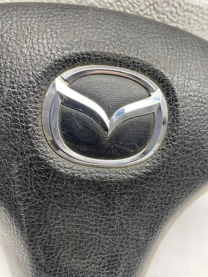 Mazda 6 (2002 - 2005) E1525 Подушка безопасности руля — фото 2
