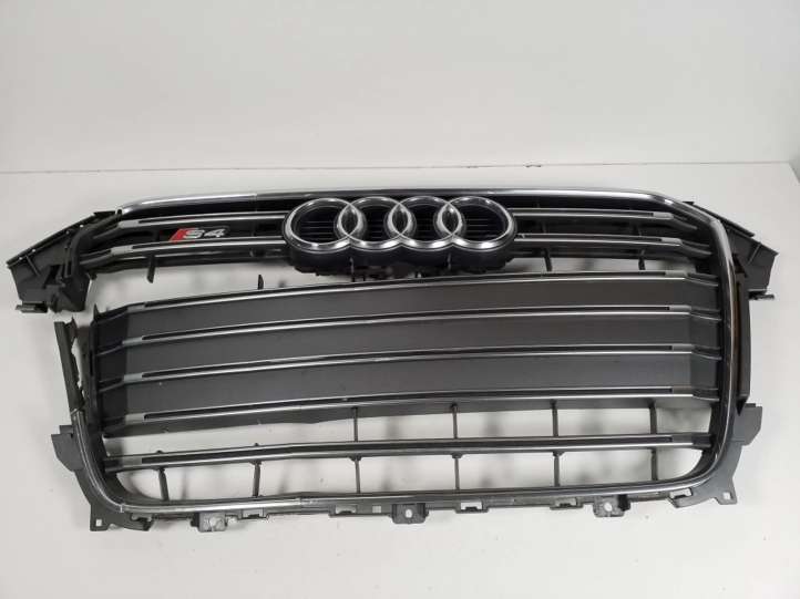 8K0807233G Audi A4 S4 B8 8K Grotelės priekinės