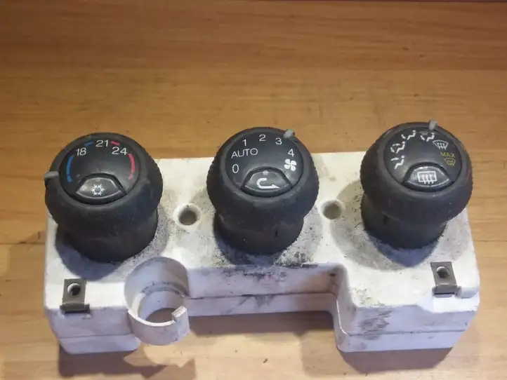 Alfa Romeo 156 (2002 - 2007)  16238079 Блок управления кондиционера воздуха / климата/ печки (в салоне)