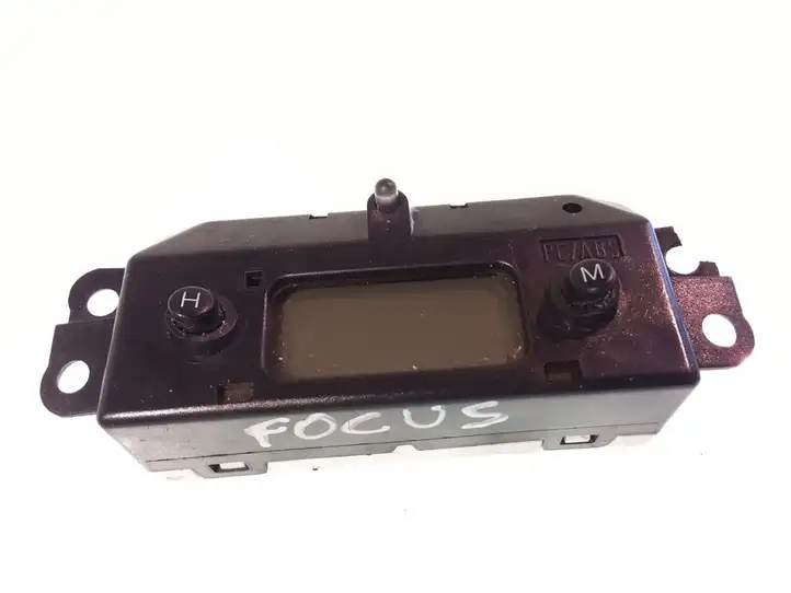 Ford Focus (1998 - 2004) 98AB15000CCW Часы — фото 1