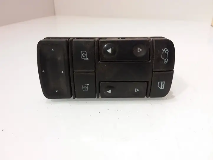Opel Vectra C (2002 - 2005) 09185952 Блок кнопок стеклоподъемников — фото 1