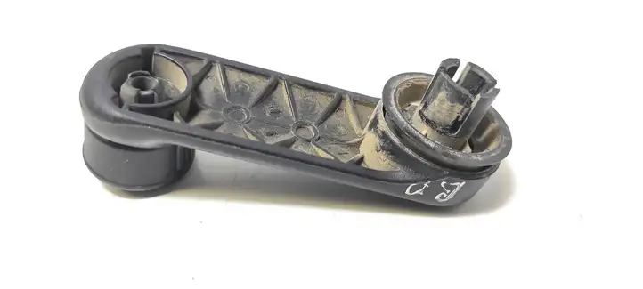 Renault Megane I (1995 - 2002) 7700811387 Ручка стеклоподъемника — фото 3