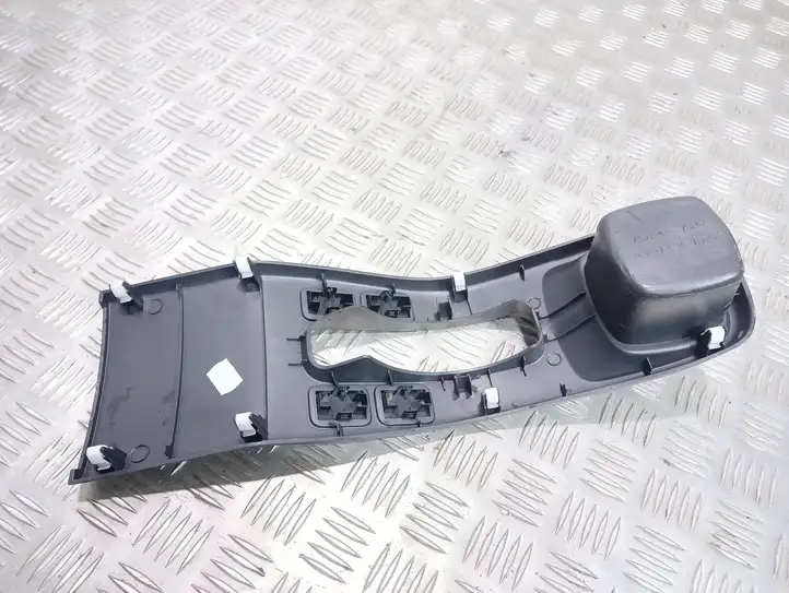 Suzuki SX4 (2006 - 2009) 7582279J0 Другая деталь консоли (туннеля) — фото 2