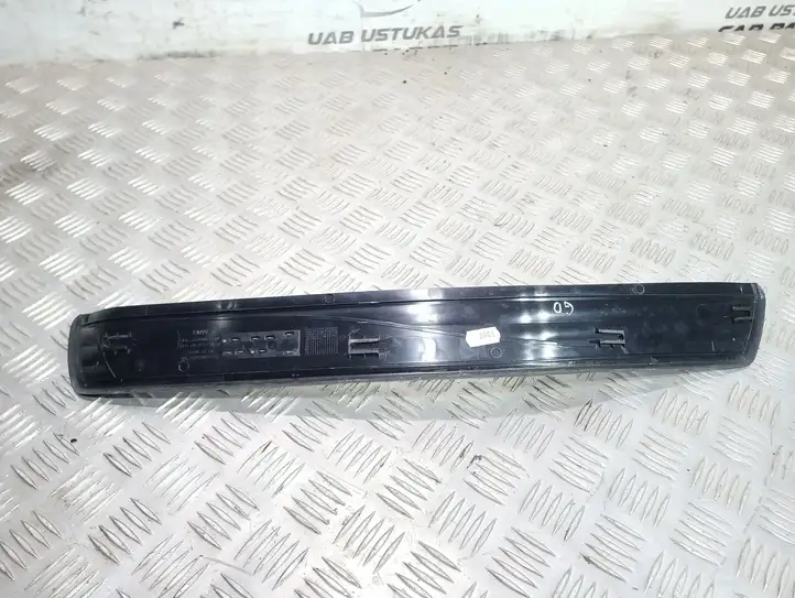 BMW 5 E60 E61 (2004 - 2010) 7034306 Внутренняя отделка заднего порога — фото 2