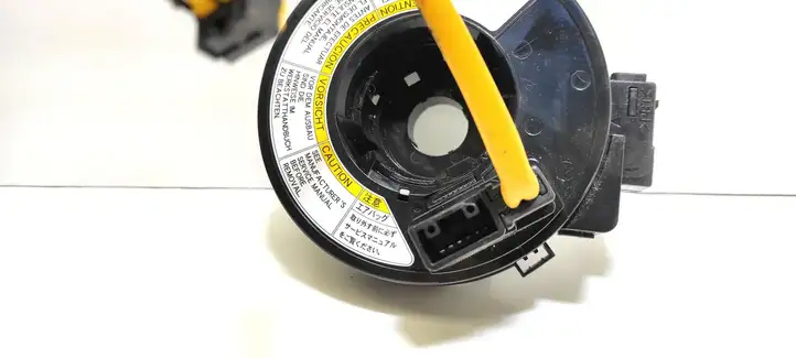 Suzuki SX4 (2006 - 2009) Контактное кольцо SRS — фото 3