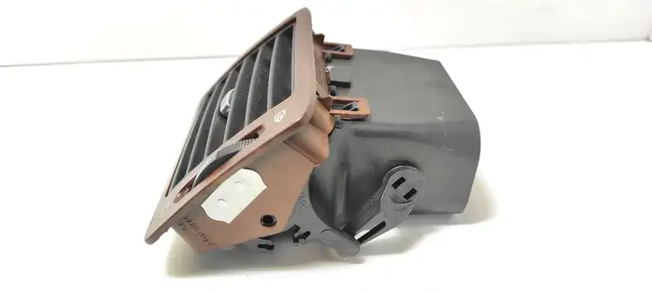 Peugeot 307 CC (2001 - 2005) 9634498977 Боковой воздушный дефлектор — фото 3