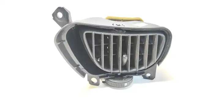 Nissan Almera Tino (2000 - 2003) Боковой воздушный дефлектор — фото 1
