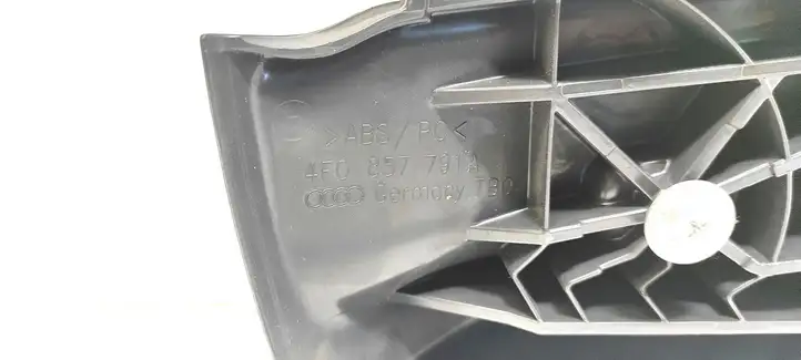Audi A6 S6 C6 4F (2008 - 2011) 4F0857791A Накладка ремня безопасности — фото 6