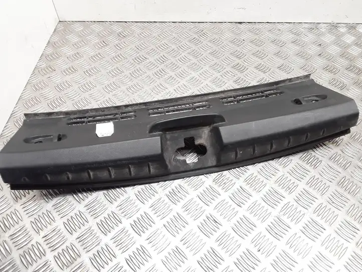 Seat Altea XL (2004 - 2015) 5P8863459 Отделка порога багажника — фото 1