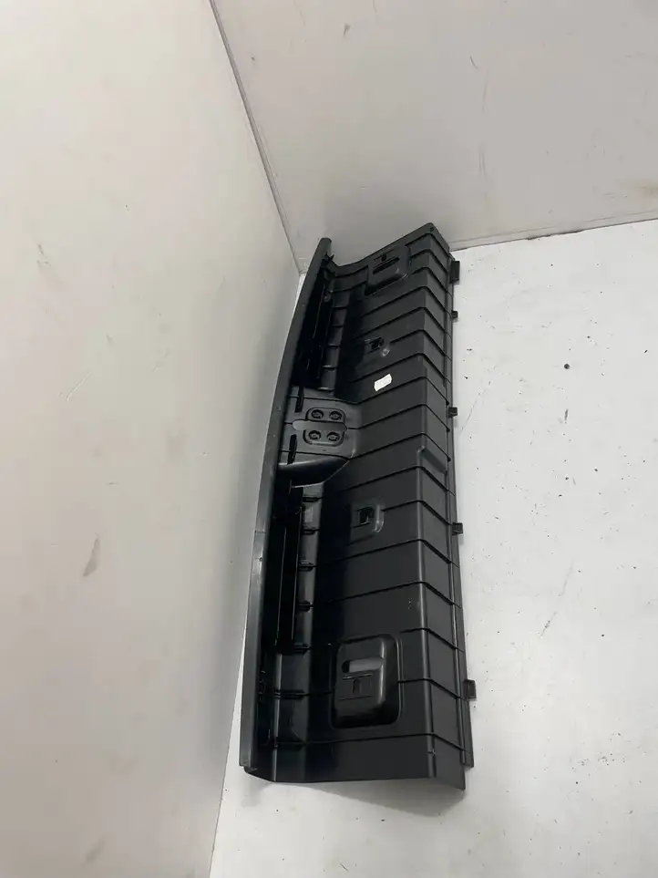 BMW 3 F30 F35 F31 (2012 - 2018) 7351650 Прочая отделка багажника — фото 1