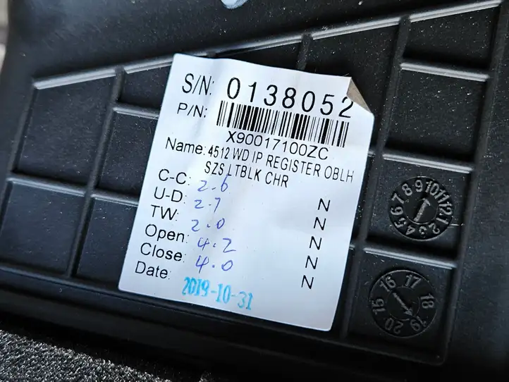 Dodge Durango (2013 - ) X90017100ZC Боковой воздушный дефлектор — фото 4