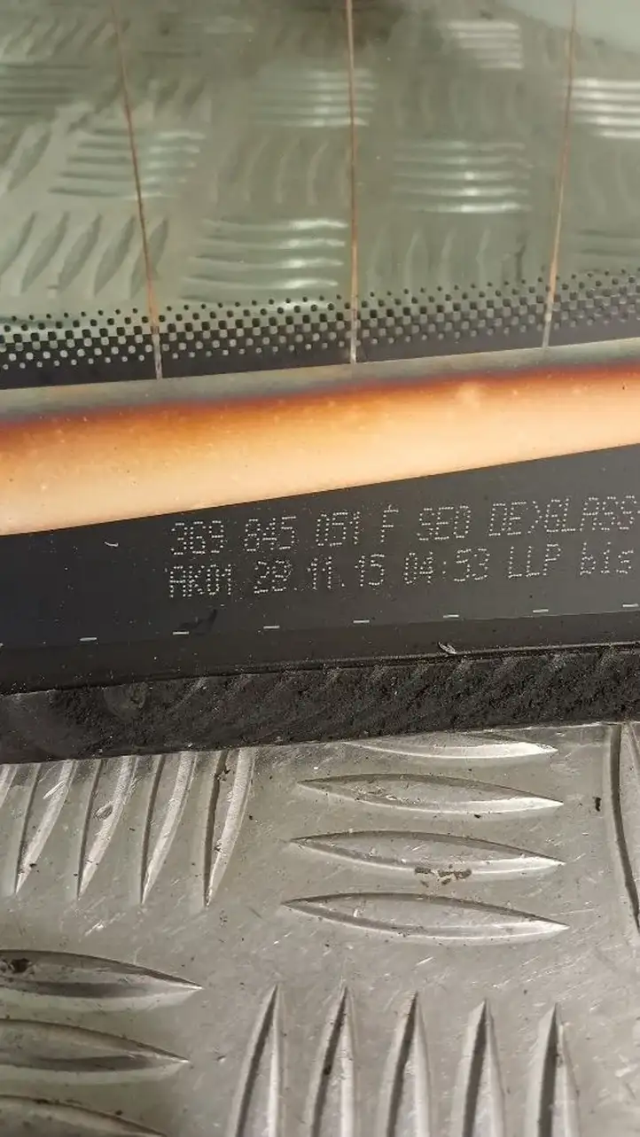 Volkswagen PASSAT B8 (2015 - ) 3G9845051F Стекло двери багажника — фото 8