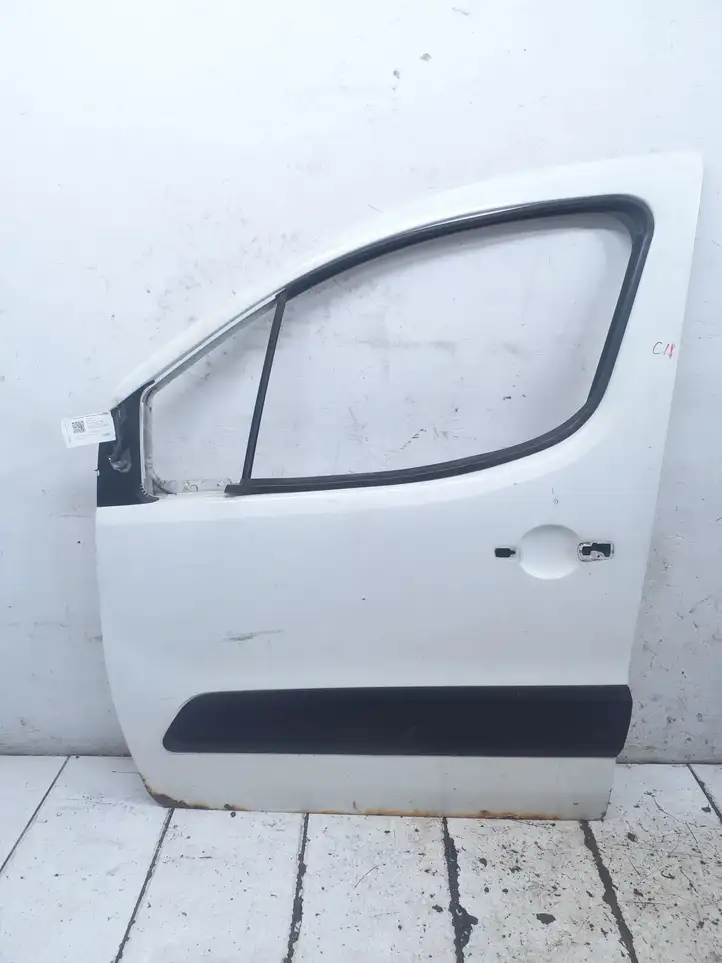 Peugeot Partner (2008 - 2012) Дверь — фото 1