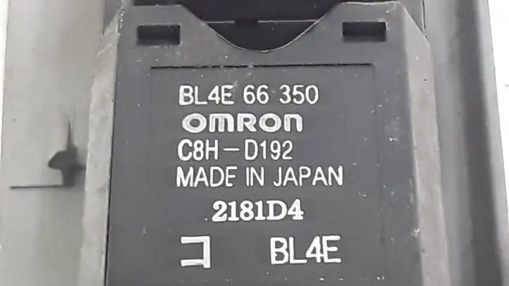 Mazda 323 F (2001 - 2003) BL4E66350 Кнопка стеклоподъемников — фото 2