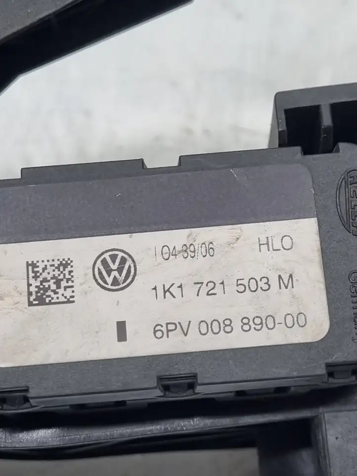Volkswagen Golf Plus (2004 - 2008) 1K1721503M Педаль акселератора — фото 4