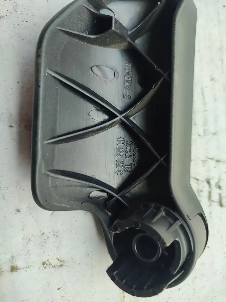 Audi A6 (2008 - 2011)  4F1823533 Ручка капота