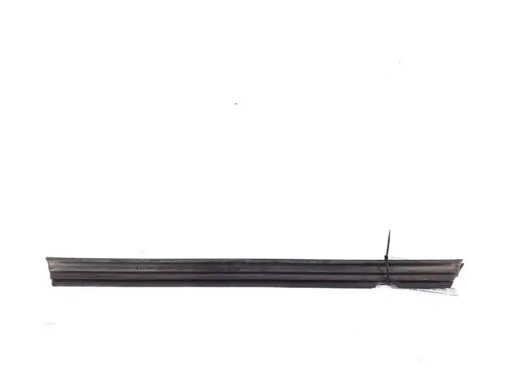Mercedes-Benz C W204 (2007 - 2014) A2047350365 Обшивка задней двери — фото 1