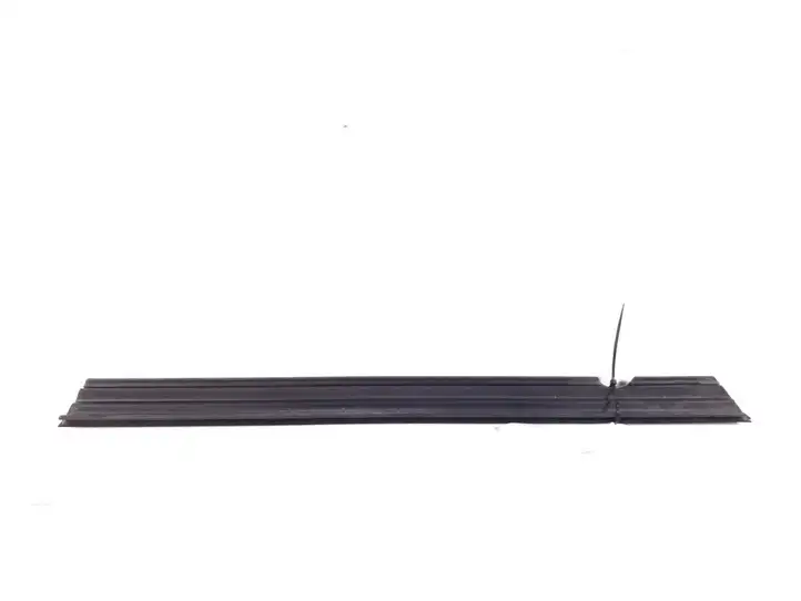 Mercedes-Benz C W204 (2007 - 2014) A2047350465 Обшивка задней двери — фото 1