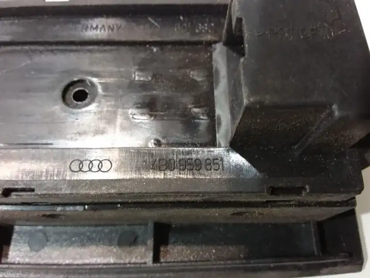 Audi A6 S6 C5 4B (1997 - 2001) 4B0959851 Блок кнопок стеклоподъемников — фото 3