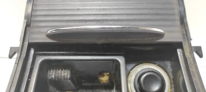Mercedes-Benz A W168 (1997 - 2004) A1688100930 Передняя пепельница — фото 8