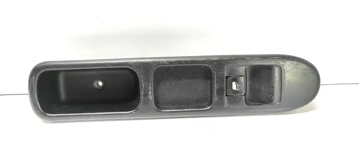 Peugeot 307 CC (2001 - 2005) 115615326 Блок кнопок стеклоподъемников — фото 1