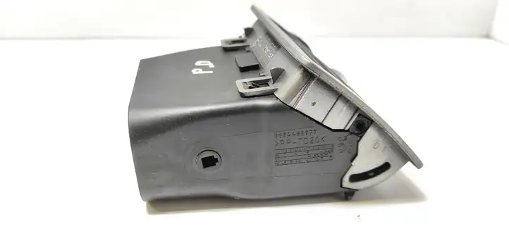 Peugeot 307 CC (2001 - 2005) 9634498977 Боковой воздушный дефлектор — фото 2